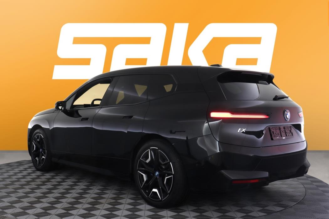 BMW iX 2024