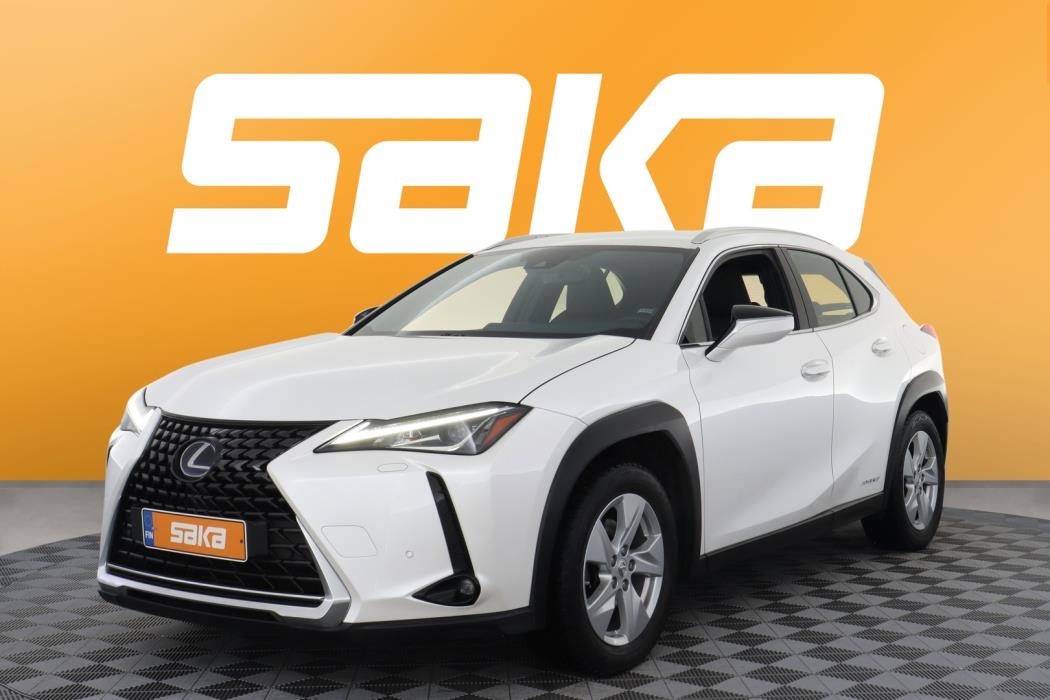 LEXUS UX 2020