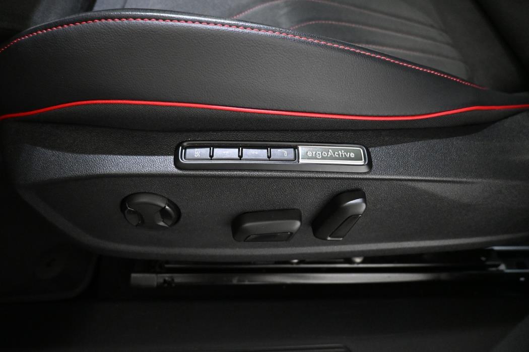 VOLKSWAGEN ID.5 2025