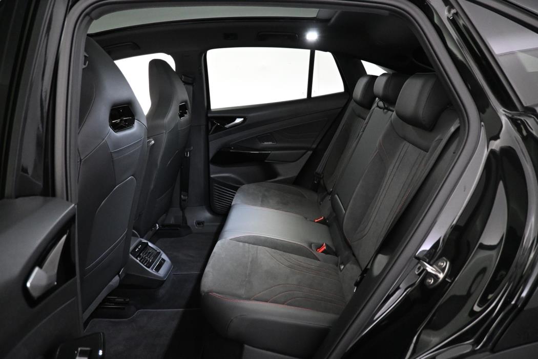VOLKSWAGEN ID.5 2025