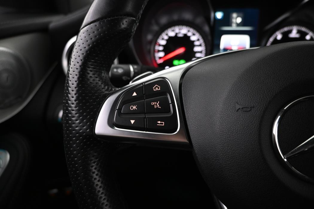 MERCEDES-BENZ GLC 2019