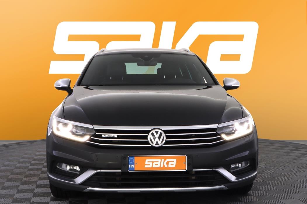 VOLKSWAGEN Passat 2018