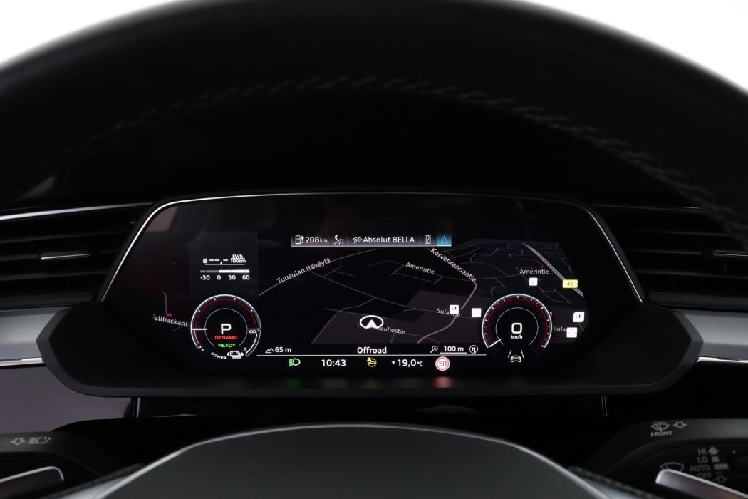 AUDI e-tron 2023