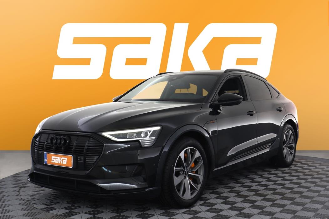 AUDI e-tron 2023