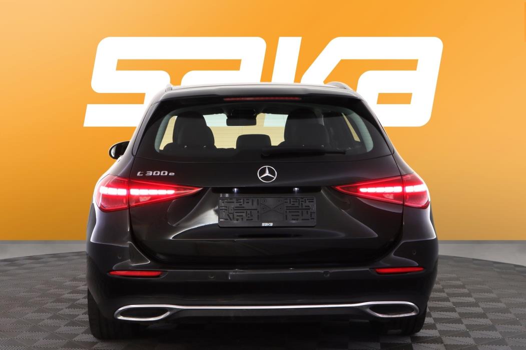MERCEDES-BENZ C 2023