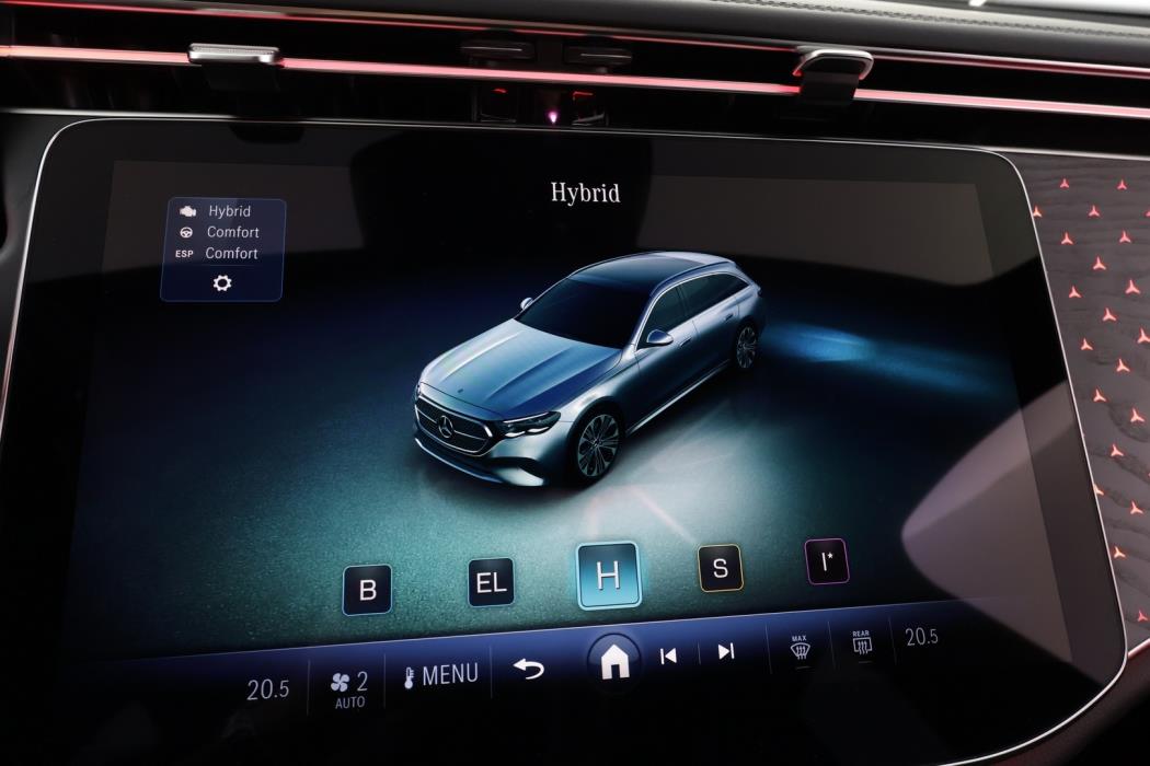 MERCEDES-BENZ E 2025