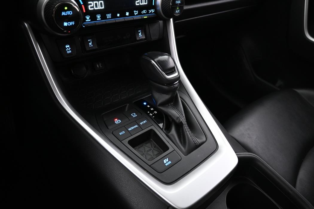 TOYOTA RAV4 2019