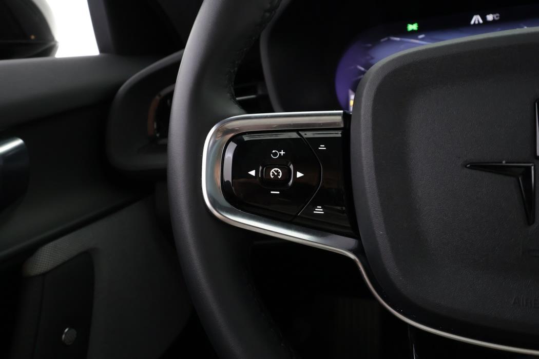 POLESTAR 2 2023