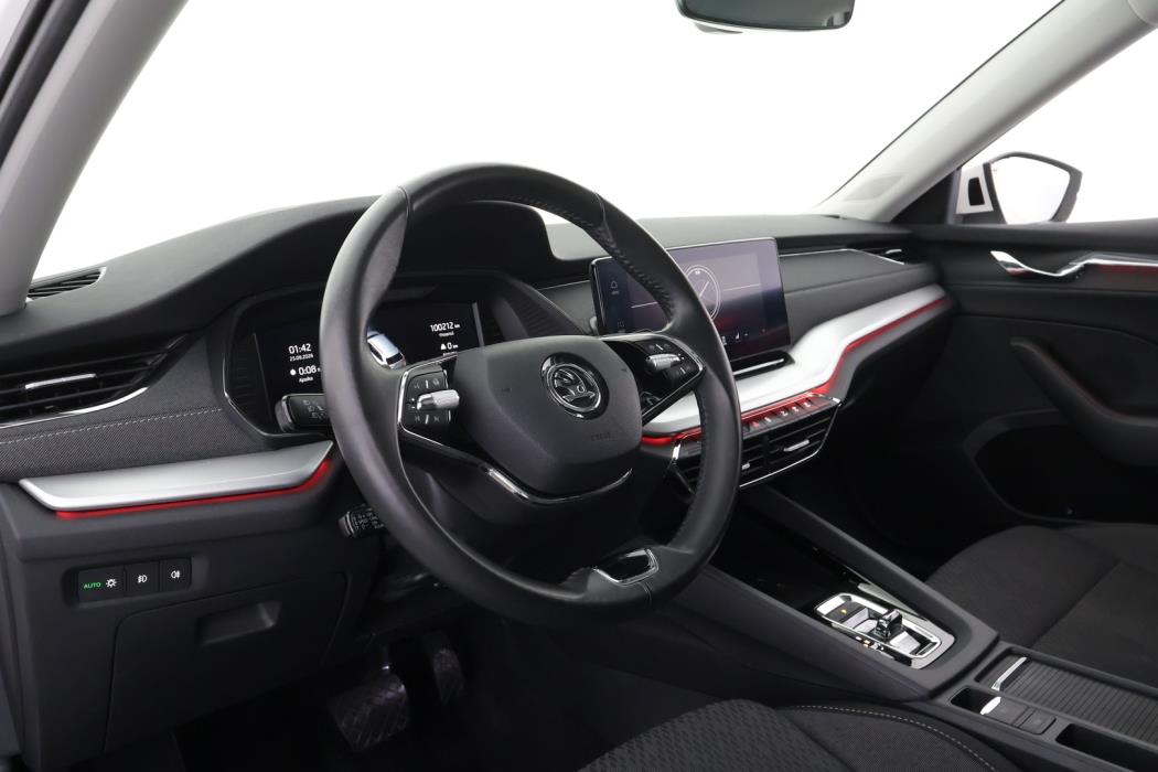 SKODA Octavia 2024