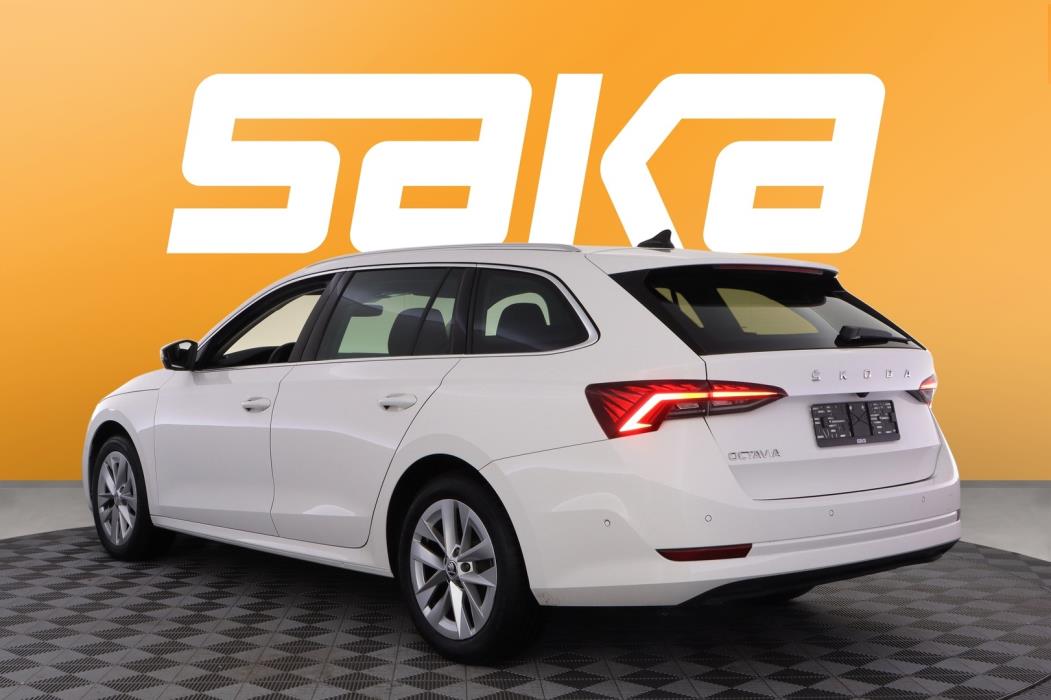 SKODA Octavia 2024