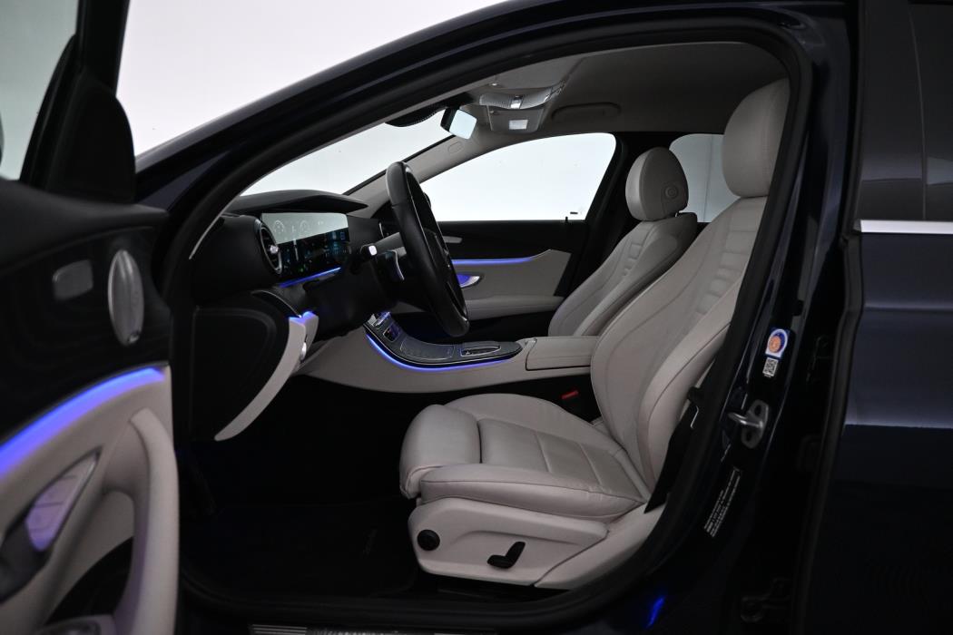 MERCEDES-BENZ E 2021