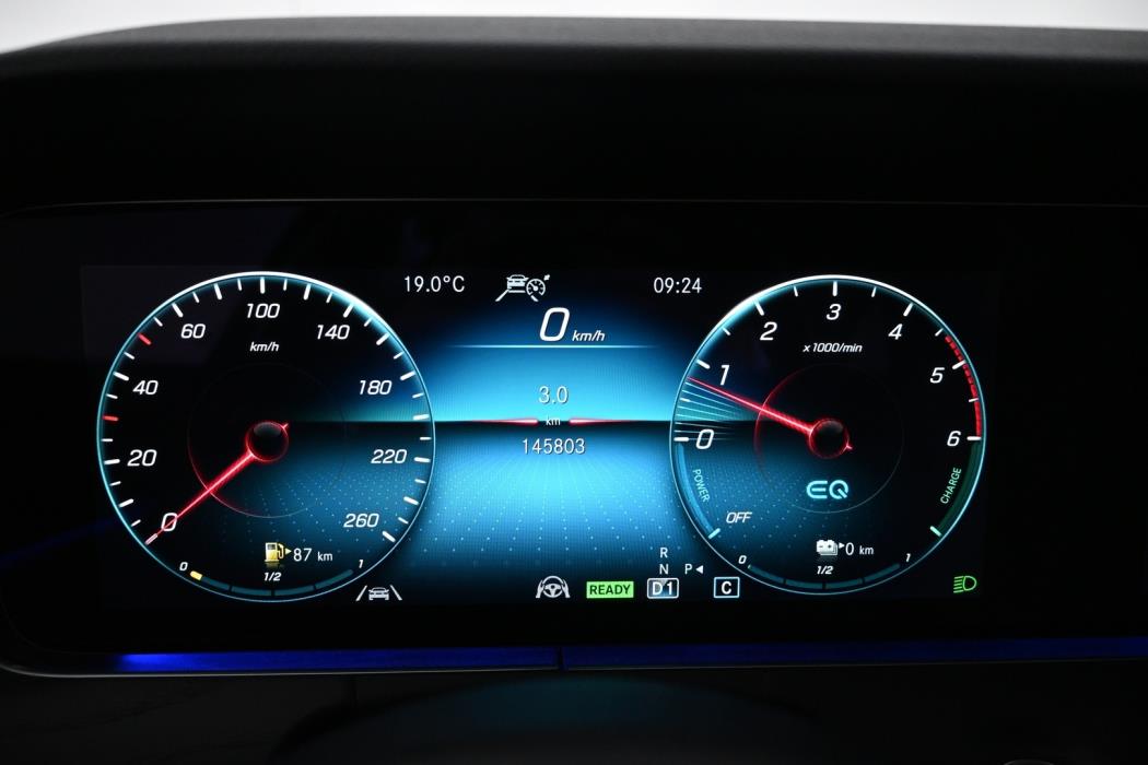 MERCEDES-BENZ E 2021