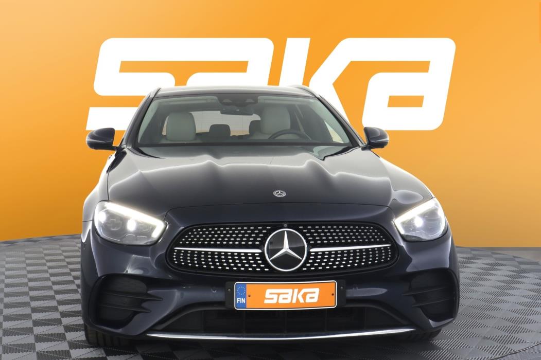 MERCEDES-BENZ E 2021