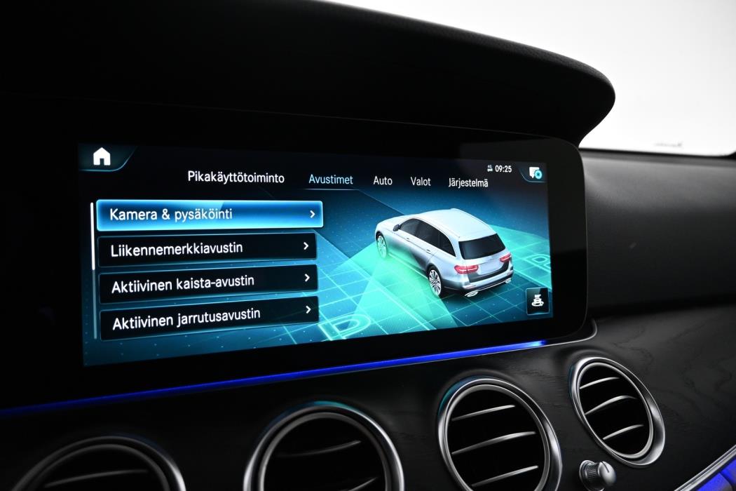 MERCEDES-BENZ E 2021