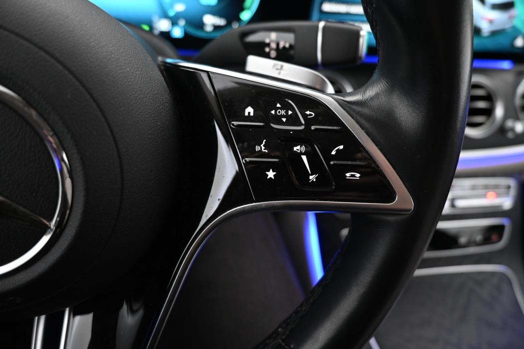 MERCEDES-BENZ E 2021