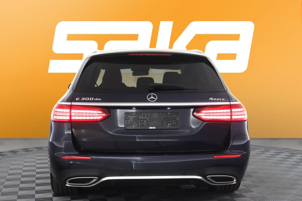 MERCEDES-BENZ E 2021