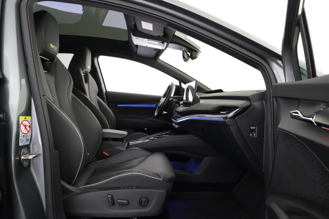 SKODA Enyaq 2023
