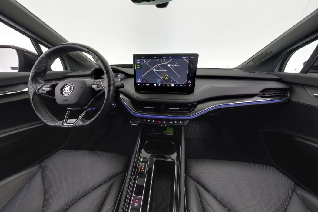 SKODA Enyaq 2023