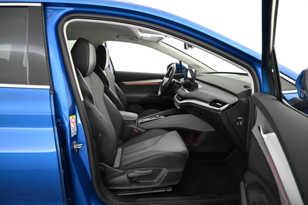 SKODA Enyaq 2023