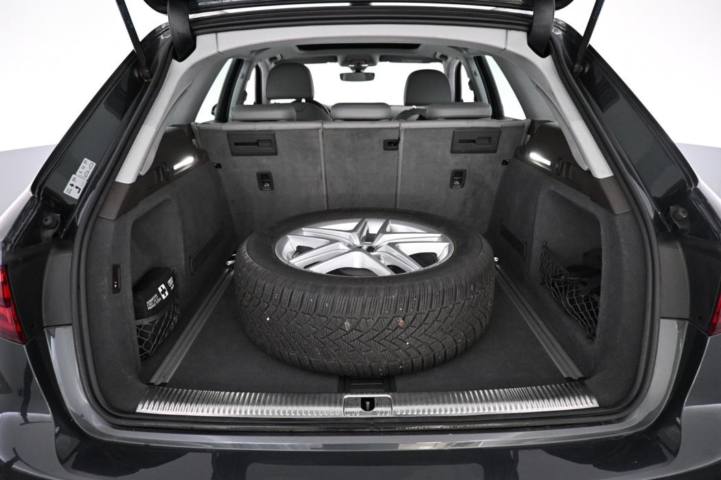 AUDI A4 allroad quattro 2018