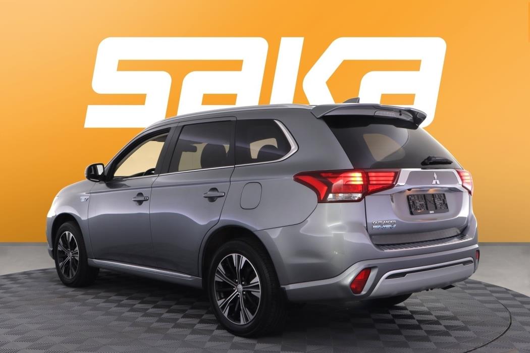 MITSUBISHI Outlander PHEV 2020