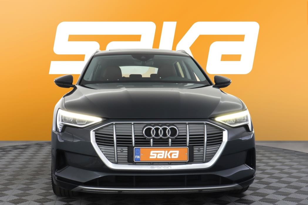 AUDI e-tron 2020