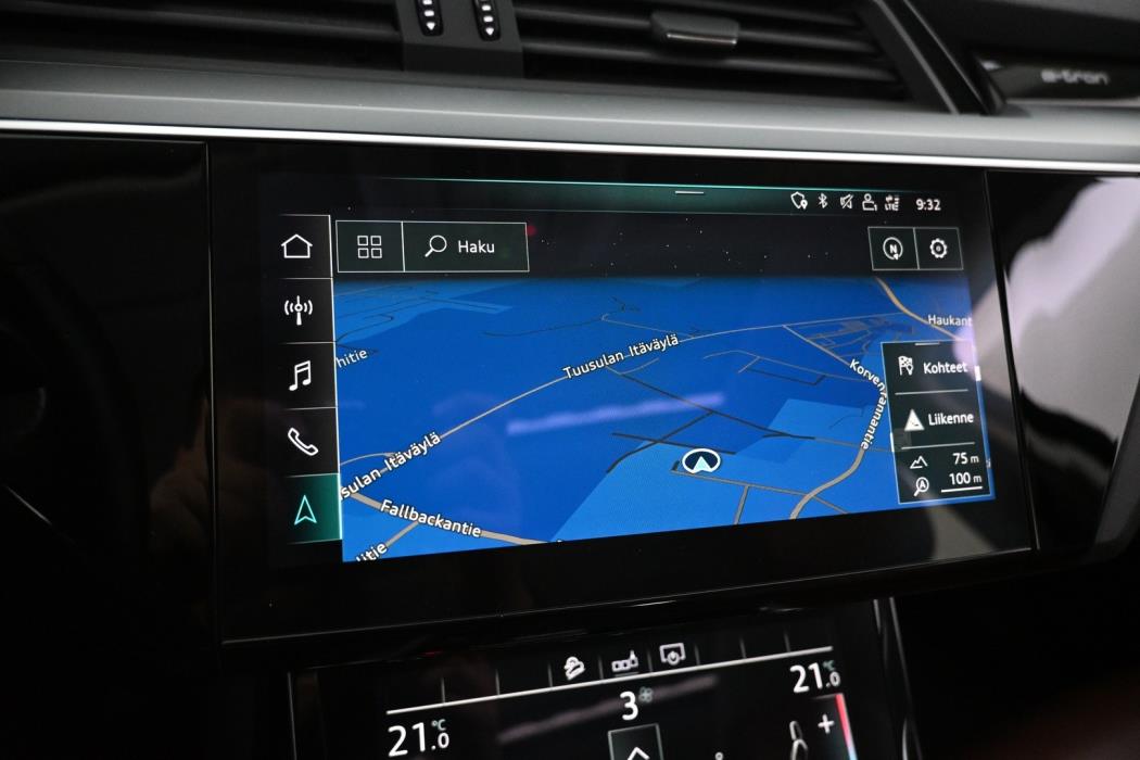 AUDI e-tron 2020