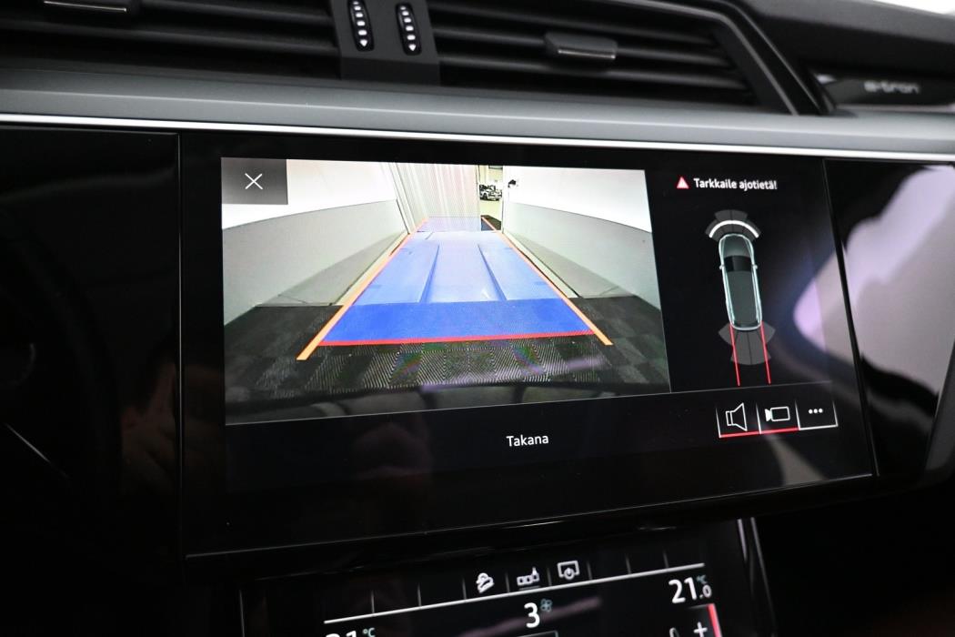 AUDI e-tron 2020