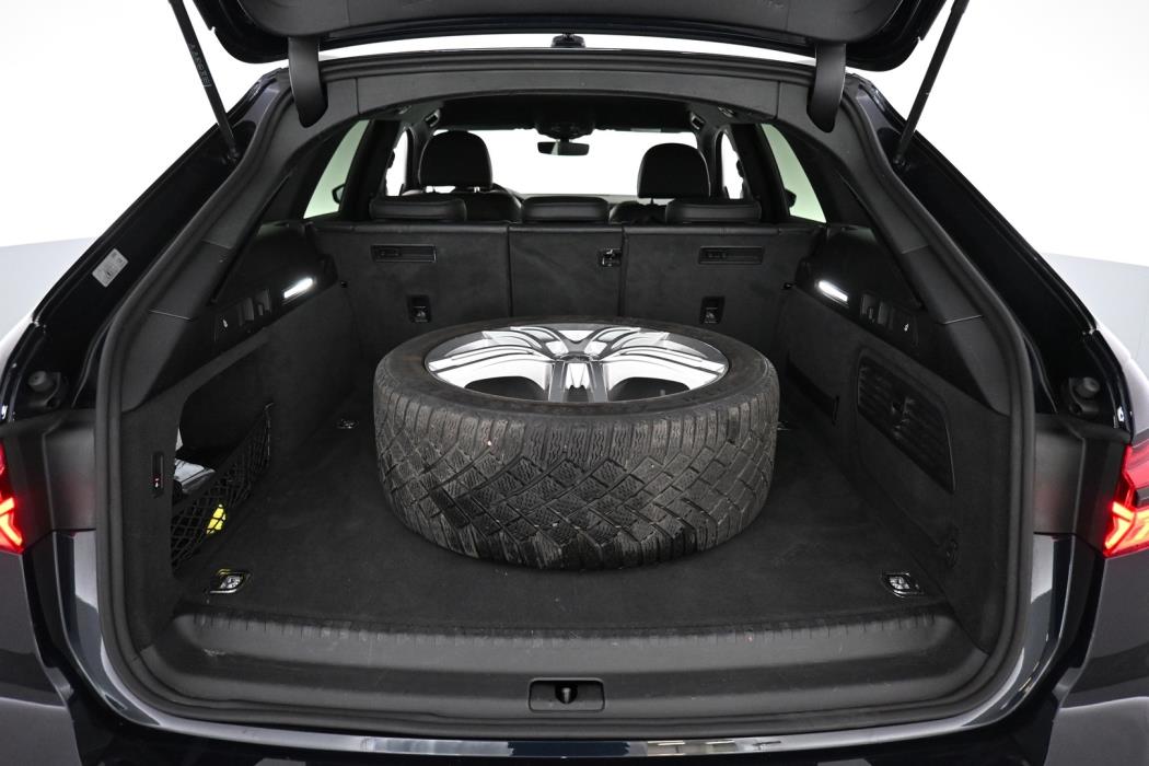 AUDI A6 2023