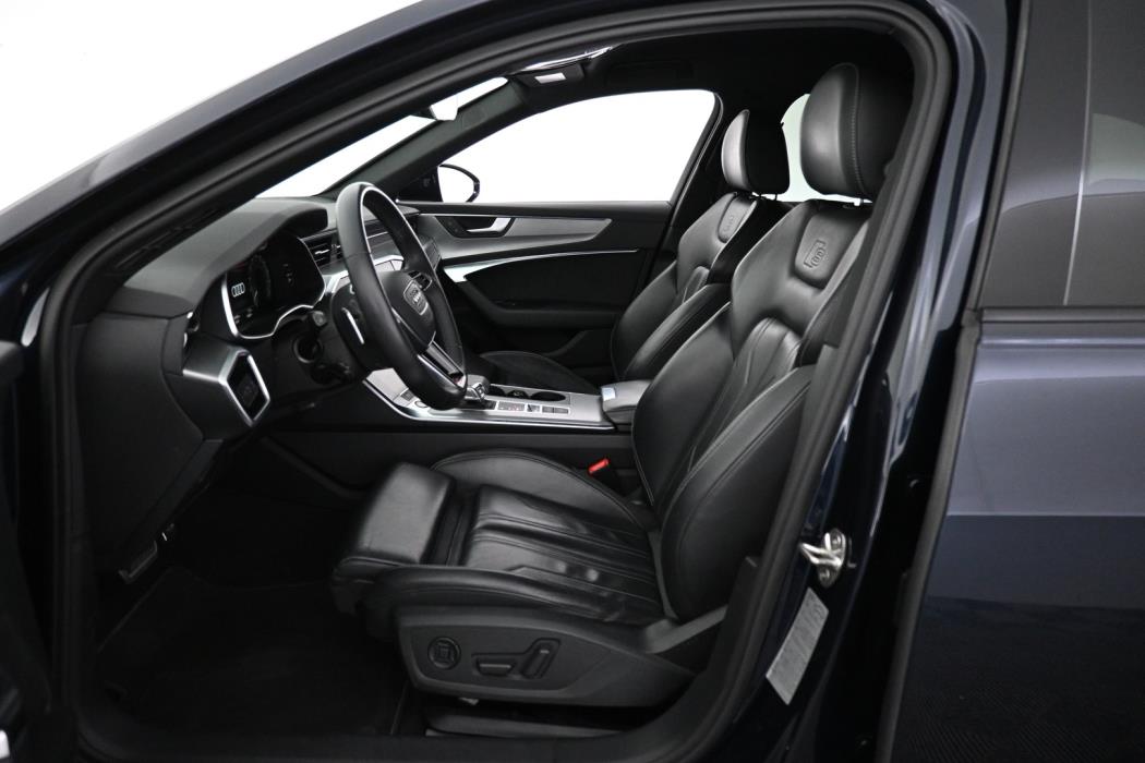 AUDI A6 2023