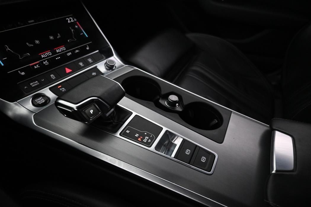 AUDI A6 2023