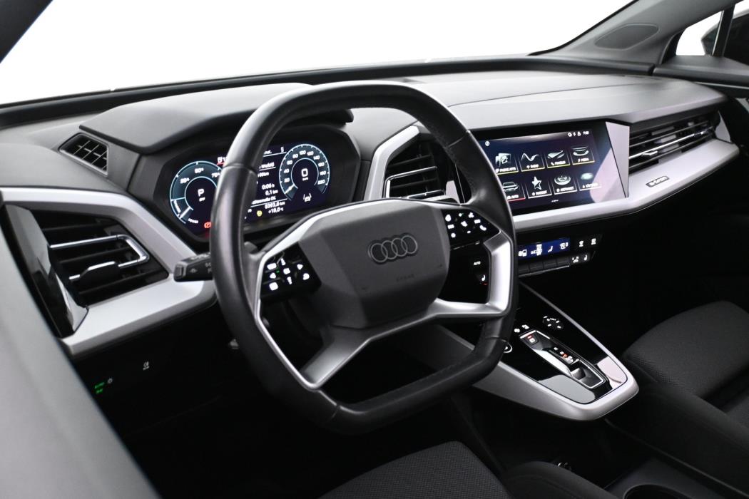 AUDI Q4 e-tron 2022