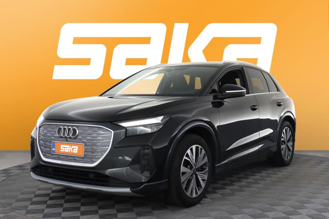 AUDI Q4 e-tron 2022