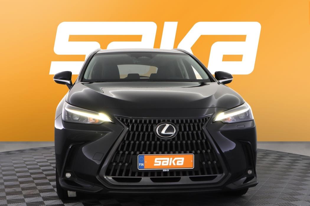 LEXUS NX 2025