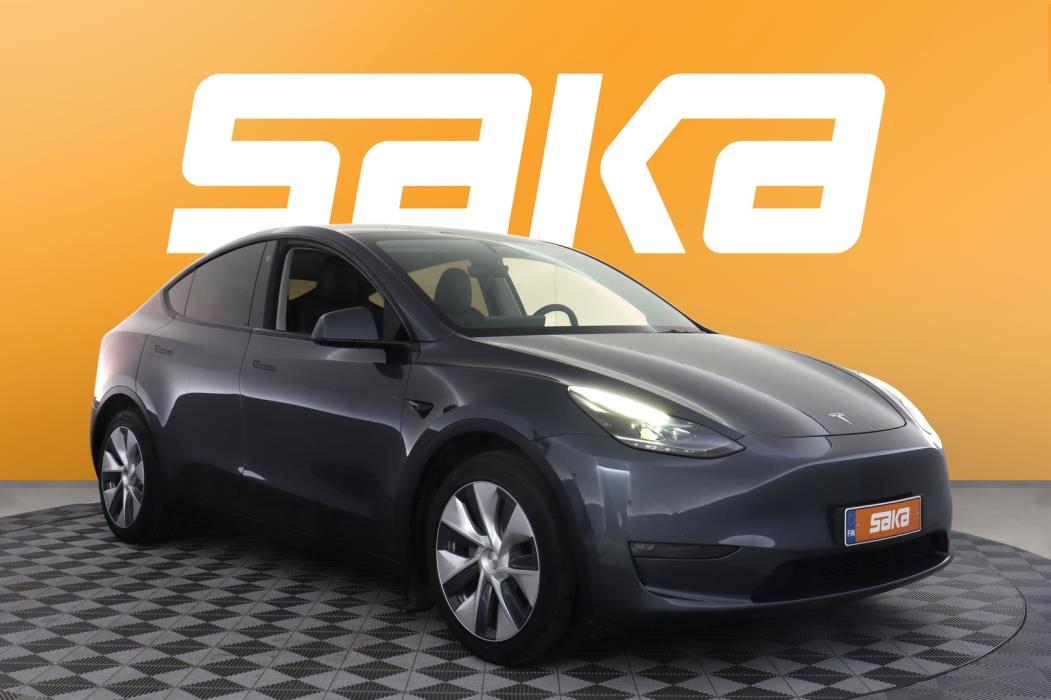 TESLA Model Y 2022