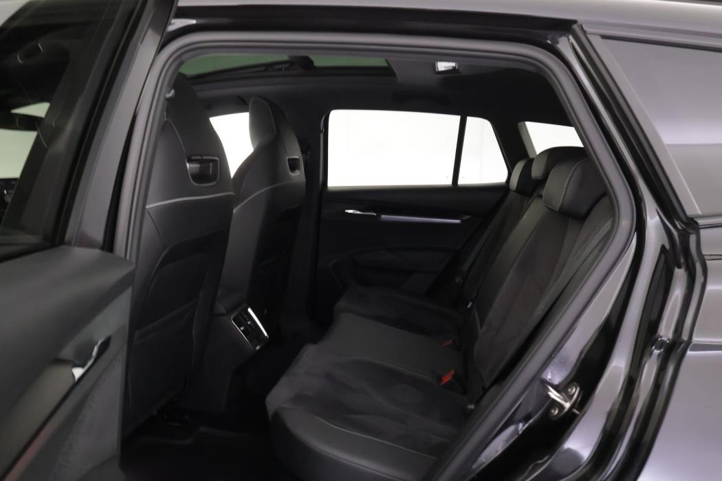 SKODA Enyaq 2023
