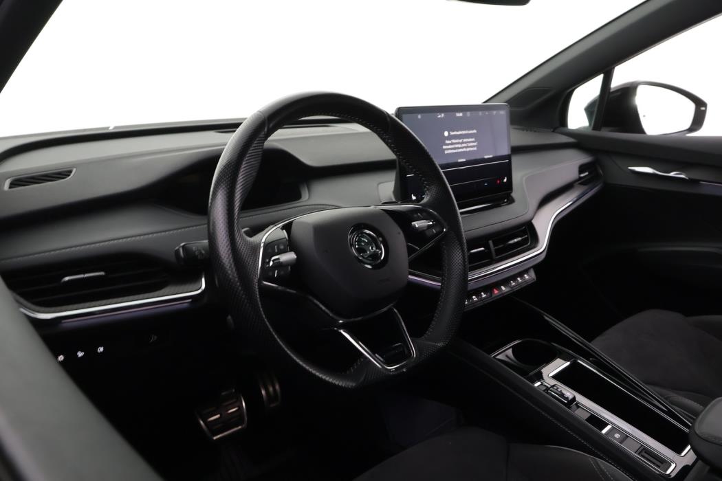 SKODA Enyaq 2023