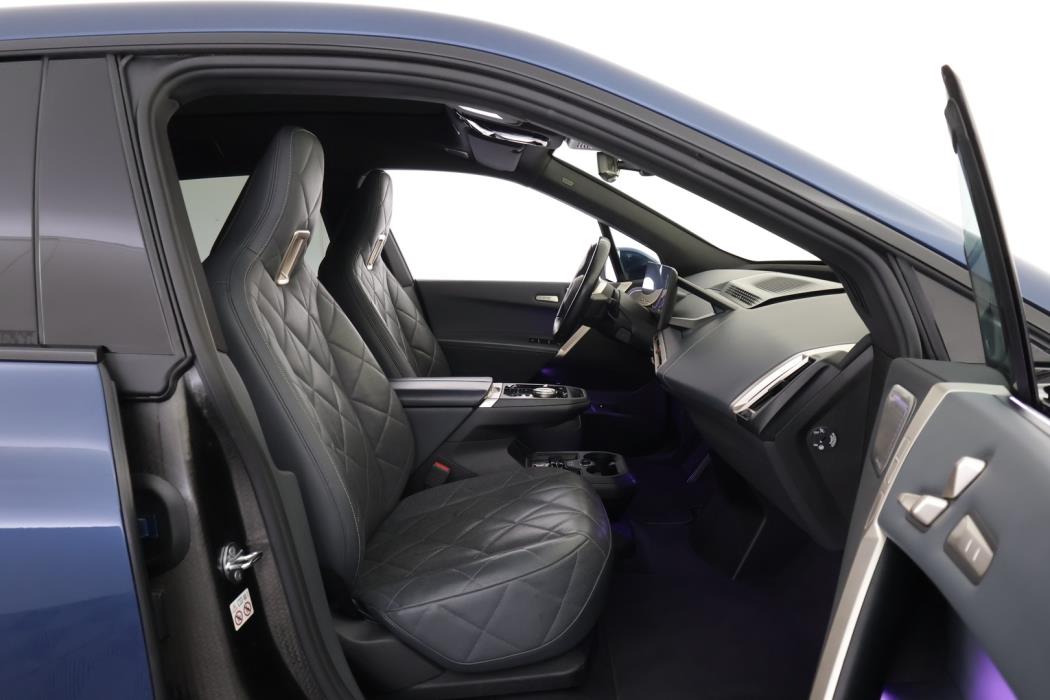 BMW IX M60 2023