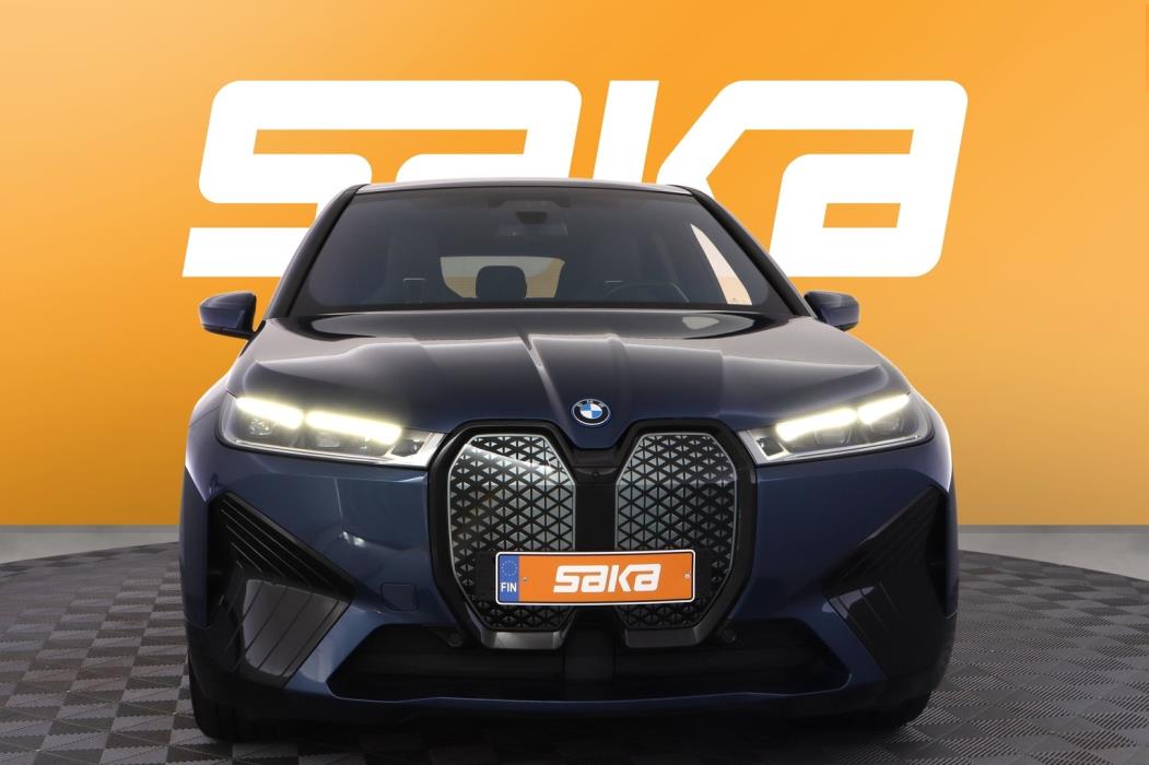 BMW IX M60 2023