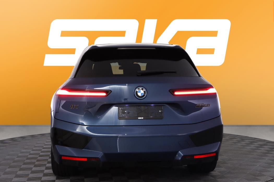 BMW IX M60 2023