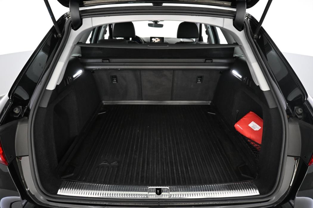 AUDI A4 2018