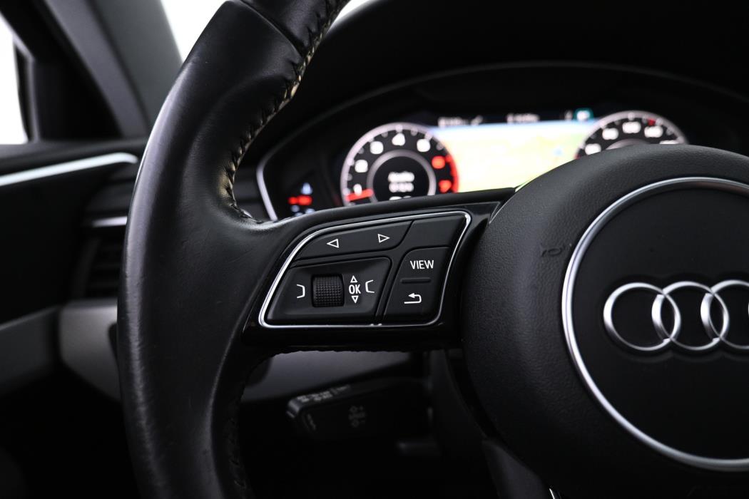 AUDI A4 2018