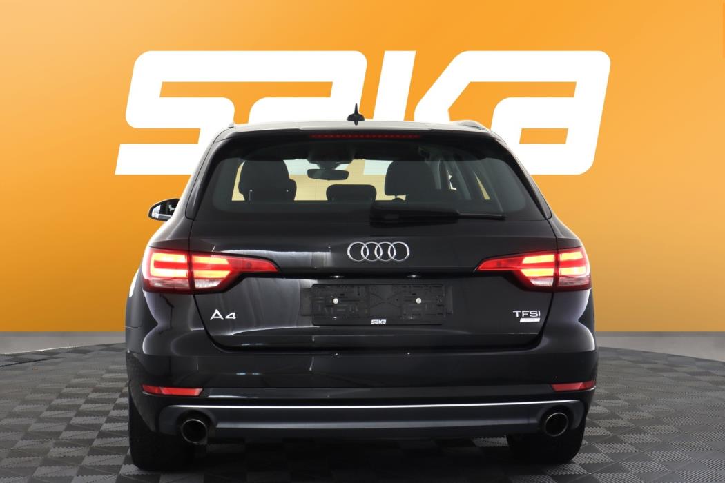 AUDI A4 2018