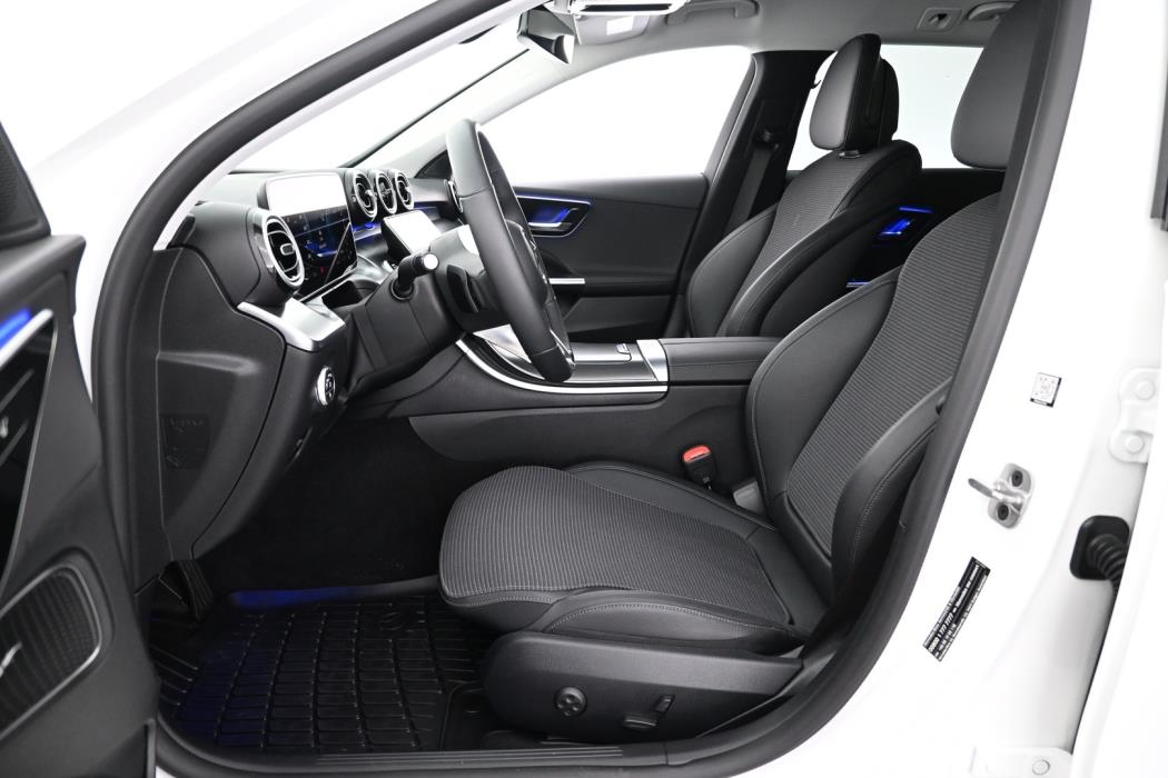 MERCEDES-BENZ C 2025