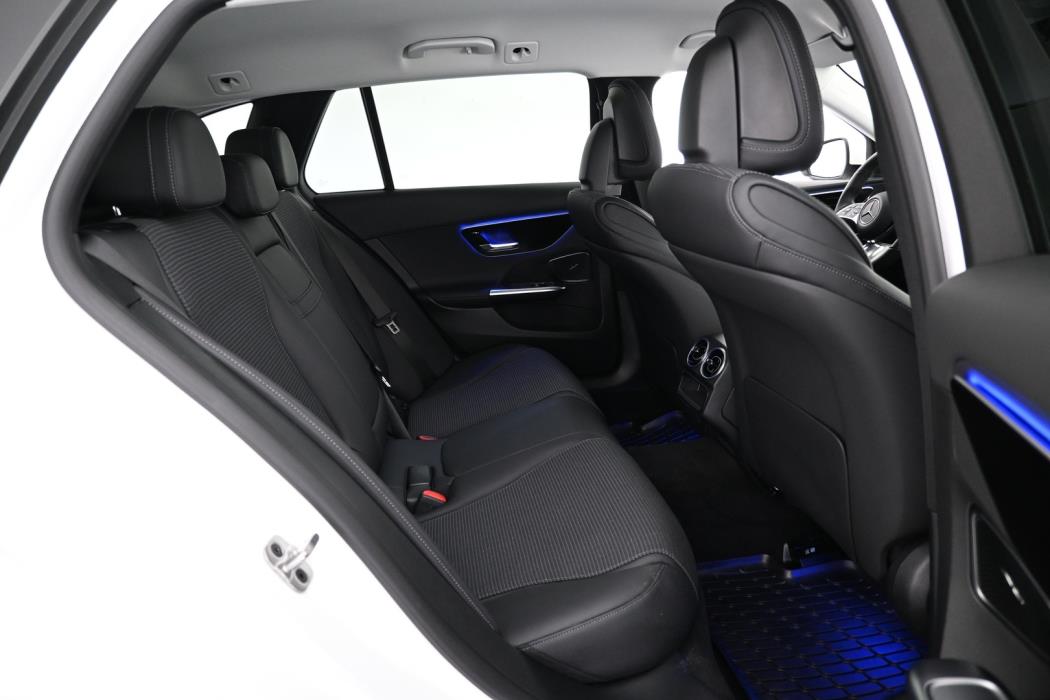 MERCEDES-BENZ C 2025