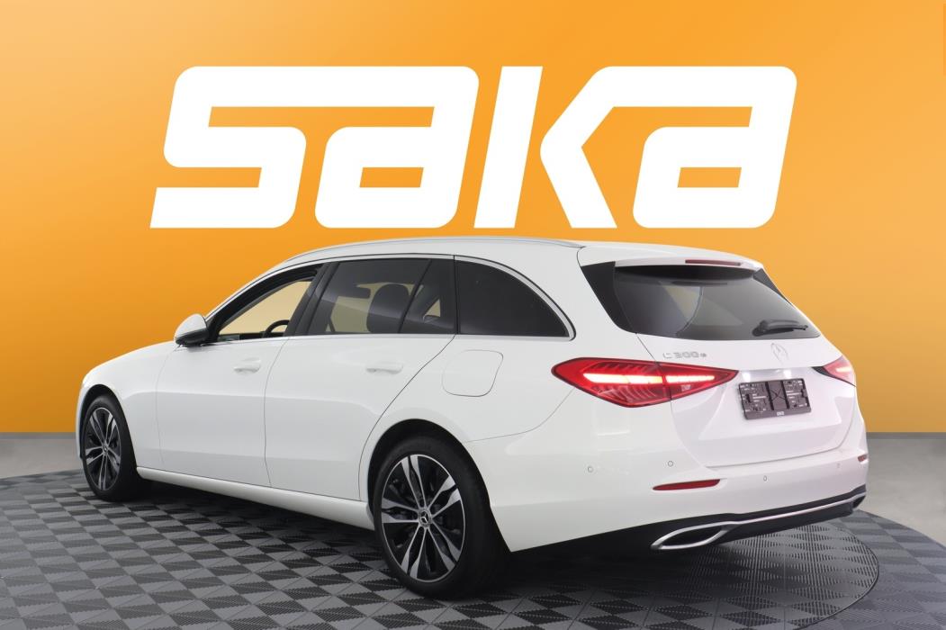 MERCEDES-BENZ C 2025