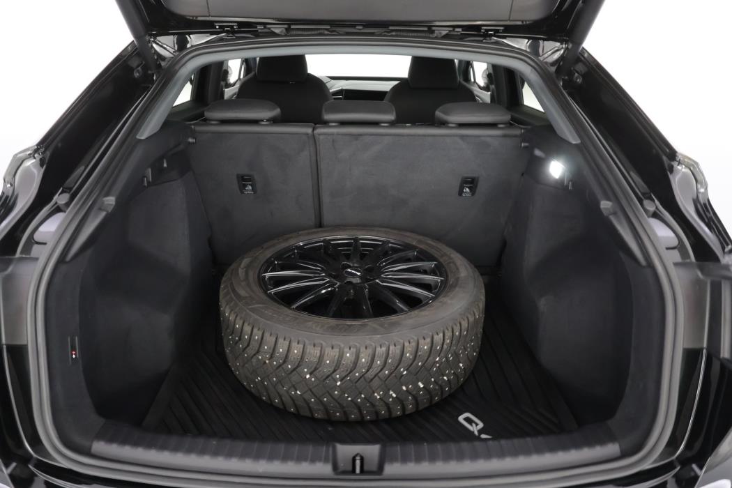 AUDI Q4 e-tron 2023