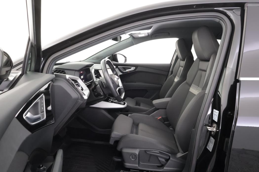 AUDI Q4 e-tron 2023