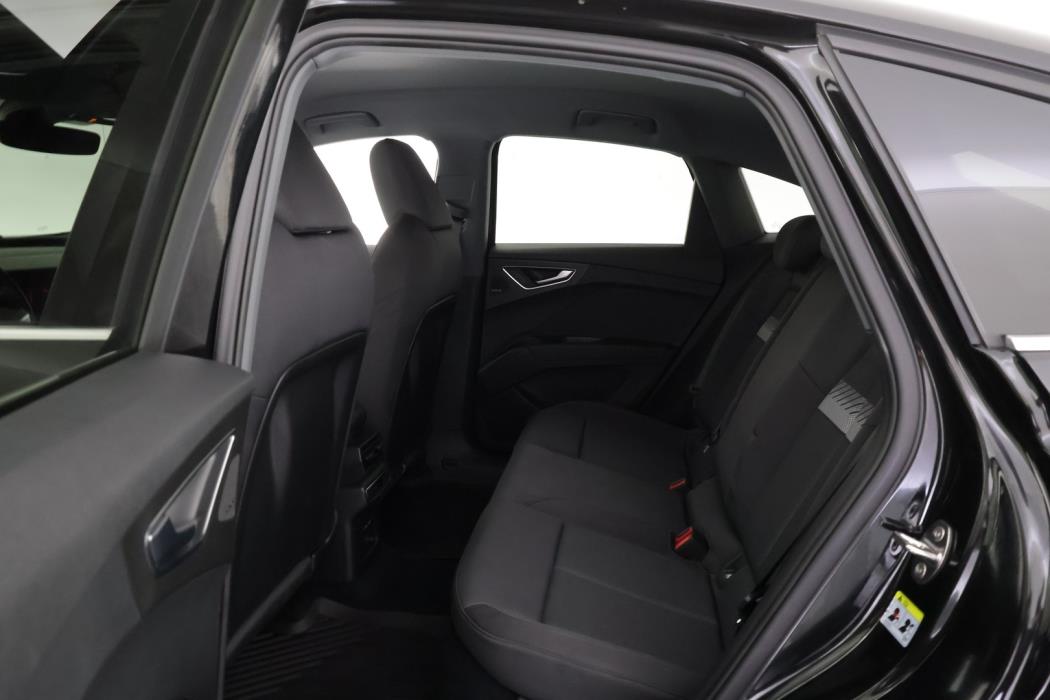 AUDI Q4 e-tron 2023