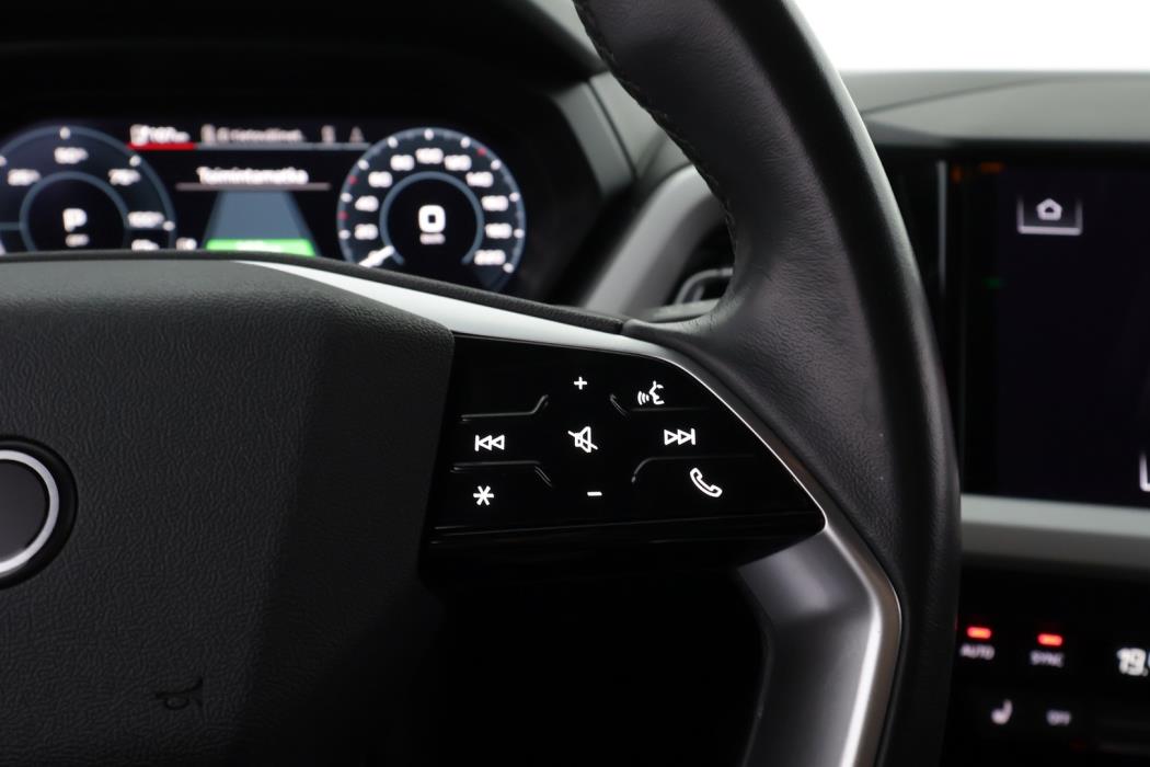 AUDI Q4 e-tron 2023